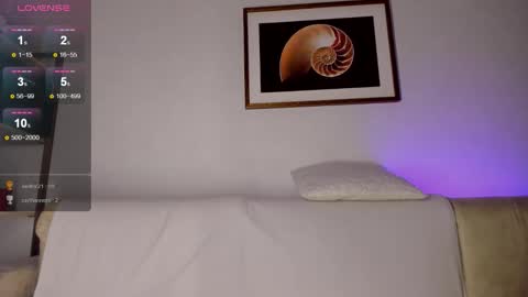 Snapshot of alexastevens chatting on 10, 11, 2025 AlexaStevens online show from 10, 11, 2025