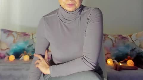 Snapshot of alexatight chatting on 21, 11, 2025 Alexa online show from 21, 11, 2025