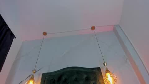    online show from 3, 11, 2025