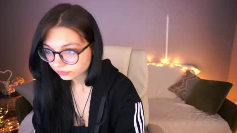 Snapshot of alexavinkss chatting on 22, 4, 2026 alexavinkss online show from 22, 4, 2026