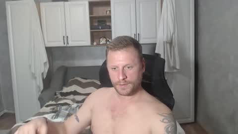 Snapshot of alexboy2022 chatting on 30, 11, 2025 onlyfans..alexyno2022 online show from 30, 11, 2025