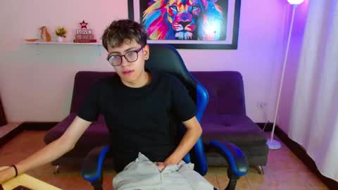 alex online show from 25, 5, 2026