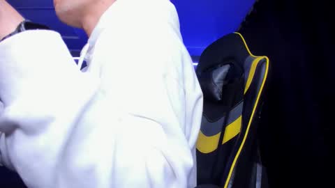 alexgiraldo__ online show from 20, 10, 2025