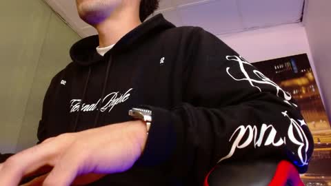 Snapshot of alexgiraldo__ chatting on 2, 4, 2026 alexgiraldo__ online show from 2, 4, 2026