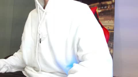 Snapshot of alexgiraldo__ chatting on 1, 5, 2026 alexgiraldo__ online show from 1, 5, 2026
