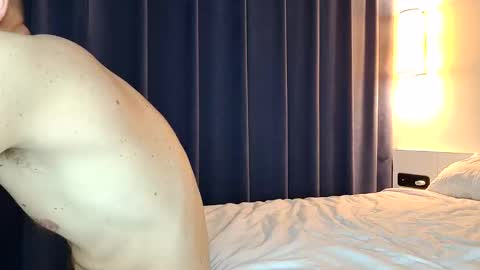 Snapshot of alexhabroyal chatting on 14, 4, 2026 AlexhabRoyal online show from 14, 4, 2026