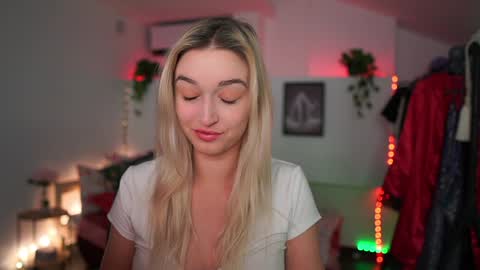 Alexis Texas online show from 11, 12, 2024