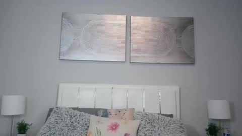 Alexis Morr online show from 2, 2, 2025