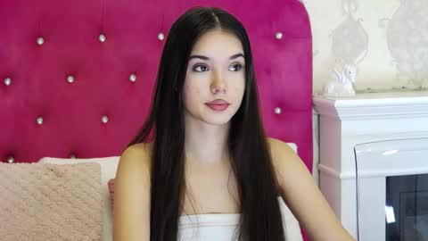 Snapshot of alexisdevine chatting on 3, 11, 2025 alexisdevine online show from 3, 11, 2025