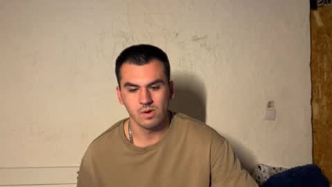 Snapshot of alexray20 chatting on 2, 4, 2026 Alex online show from 2, 4, 2026