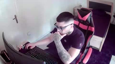 Snapshot of alexthepro00 chatting on 6, 2, 2026 alexthepro00 online show from 6, 2, 2026