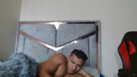 alex y luisa online show from 31, 3, 2026