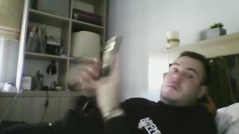 Snapshot of alexxro20 chatting on 18, 2, 2026 alexxro20 online show from 18, 2, 2026