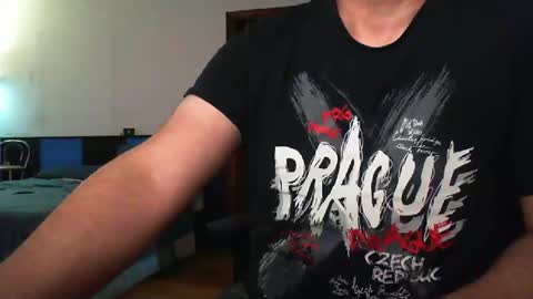 Snapshot of alexxx444704660 chatting on 15, 4, 2026 Alexxx1908 online show from 15, 4, 2026