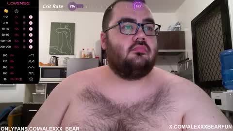Snapshot of alexxxbear chatting on 27, 10, 2025 alexxxbear online show from 27, 10, 2025