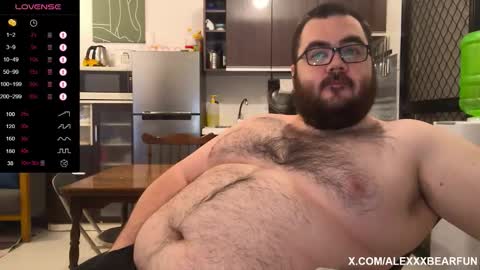 Snapshot of alexxxbear chatting on 21, 11, 2025 alexxxbear online show from 21, 11, 2025