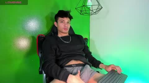 Snapshot of alexxxgoddd chatting on 16, 7, 2026 Alex online show from 16, 7, 2026