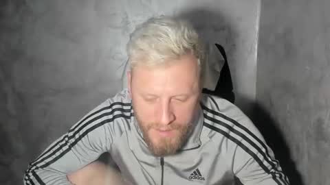 Snapshot of alexyno2020 chatting on 6, 3, 2026 alexyno2022 ONLYFANS online show from 6, 3, 2026