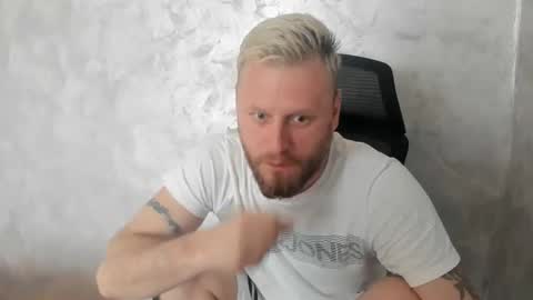 Snapshot of alexyno2020 chatting on 13, 3, 2026 alexyno2022 ONLYFANS online show from 13, 3, 2026