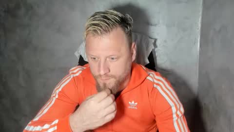 Snapshot of alexyno2020 chatting on 29, 3, 2026 alexyno2022 ONLYFANS online show from 29, 3, 2026