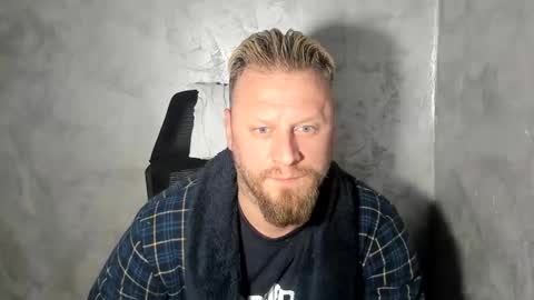 Snapshot of alexyno2020 chatting on 2, 4, 2026 alexyno2022 ONLYFANS online show from 2, 4, 2026