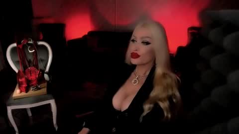 AlfaFemale online show from 3, 12, 2024