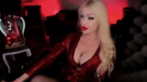 AlfaFemale online show from 8, 9, 2025