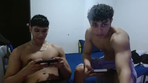 Snapshot of alfred_cantillo chatting on 21, 11, 2025 alfred_cantillo online show from 21, 11, 2025