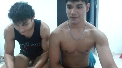 Snapshot of alfred_cantillo chatting on 2, 12, 2025 alfred_cantillo online show from 2, 12, 2025