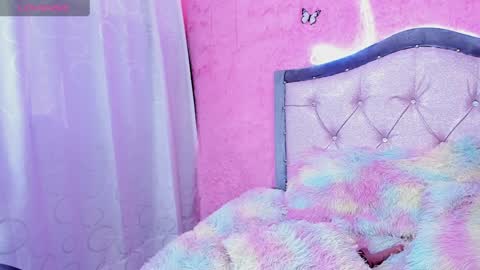 Carolina Join The Fan Club  online show from 11, 1, 2025