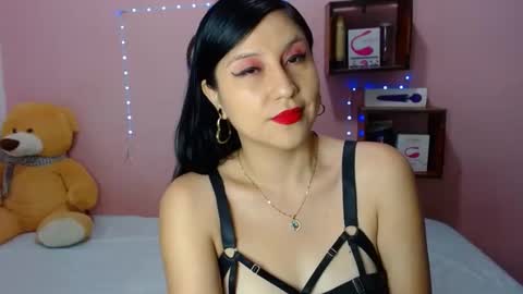 Snapshot of ali_squirt chatting on 4, 11, 2025 alixia online show from 4, 11, 2025