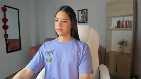 Snapshot of alice23jones chatting on 12, 3, 2025 Alice online show from 12, 3, 2025