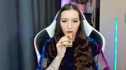 Snapshot of alice_bailey chatting on 11, 9, 2025 Alice online show from 11, 9, 2025