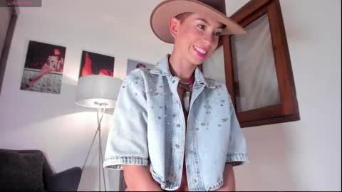 Snapshot of alice_barry chatting on 28, 4, 2026 Alice online show from 28, 4, 2026