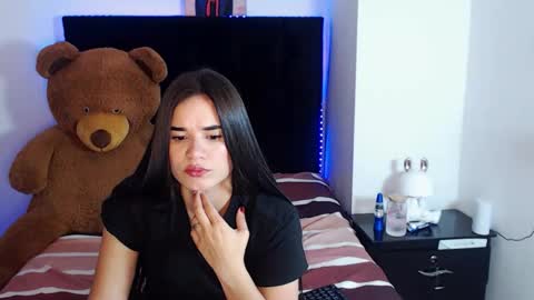 Snapshot of alice_cross20 chatting on 23, 4, 2026 kia online show from 23, 4, 2026