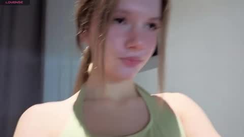 My name is Alice find out about me in the Fansly  online show from 18, 1, 2026