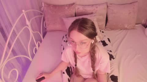 Snapshot of alice_kinky_girl chatting on 12, 2, 2025 Alice online show from 12, 2, 2025