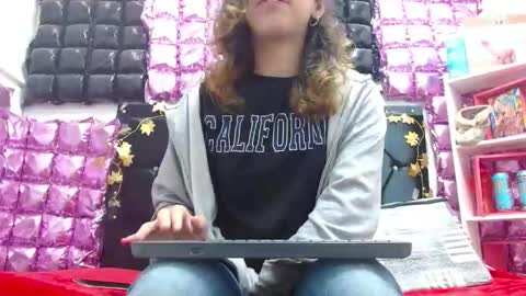 alice online show from 10, 10, 2025