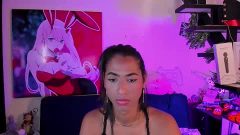 Snapshot of alice_massiel chatting on 22, 11, 2025 online show from 22, 11, 2025