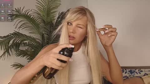 Snapshot of alice_n_wooderland chatting on 29, 1, 2025 Alice My schedule this weekMonday Wednesday Friday Saturday Subject to change online show from 29, 1, 2025