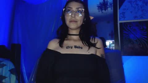 Snapshot of alice_phantom chatting on 23, 1, 2025 online show from 23, 1, 2025