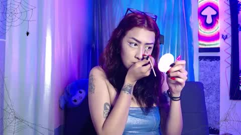 Snapshot of alice_phantom chatting on 4, 10, 2025 online show from 4, 10, 2025