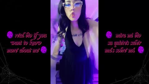 Snapshot of alice_phantom chatting on 25, 10, 2025 online show from 25, 10, 2025