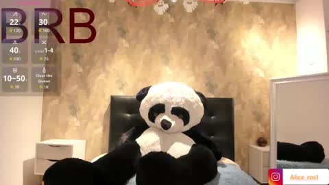 Snapshot of alice_rose5 chatting on 15, 10, 2025 Alice online show from 15, 10, 2025