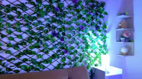 alice_rous21 online show from 3, 10, 2025