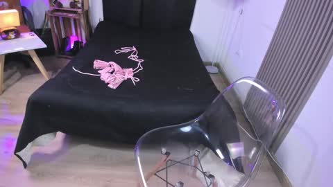 Alice online show from 1, 2, 2025