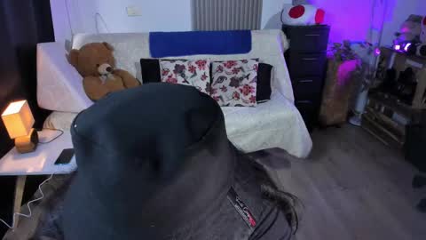 Alice online show from 24, 2, 2025