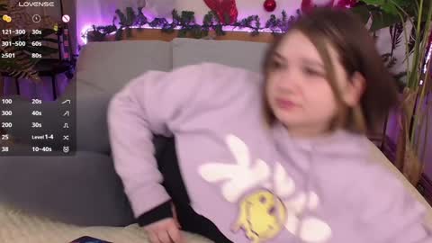 Snapshot of alice_walters chatting on 12, 1, 2025 Alice online show from 12, 1, 2025