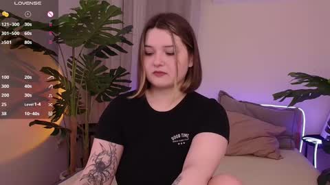 Snapshot of alice_walters chatting on 1, 3, 2025 Alice online show from 1, 3, 2025