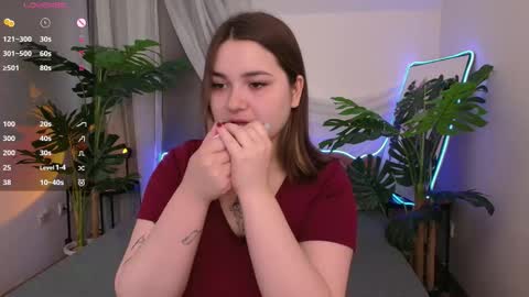 Snapshot of alice_walters chatting on 10, 9, 2025 Alice online show from 10, 9, 2025